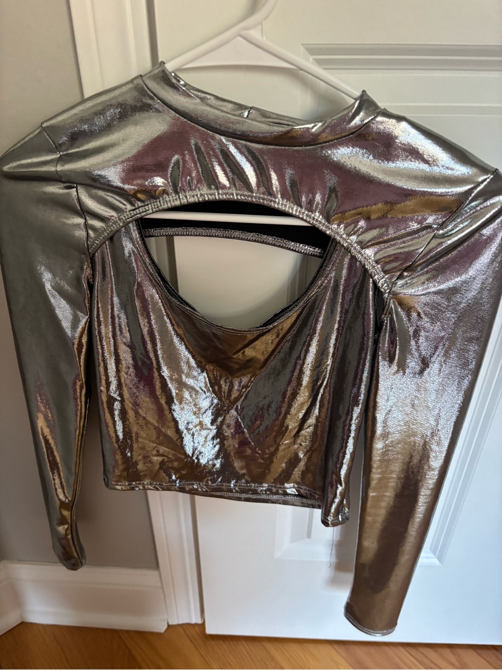 Discovery Metallic Silver Long-Sleeve Cutout Crop Top